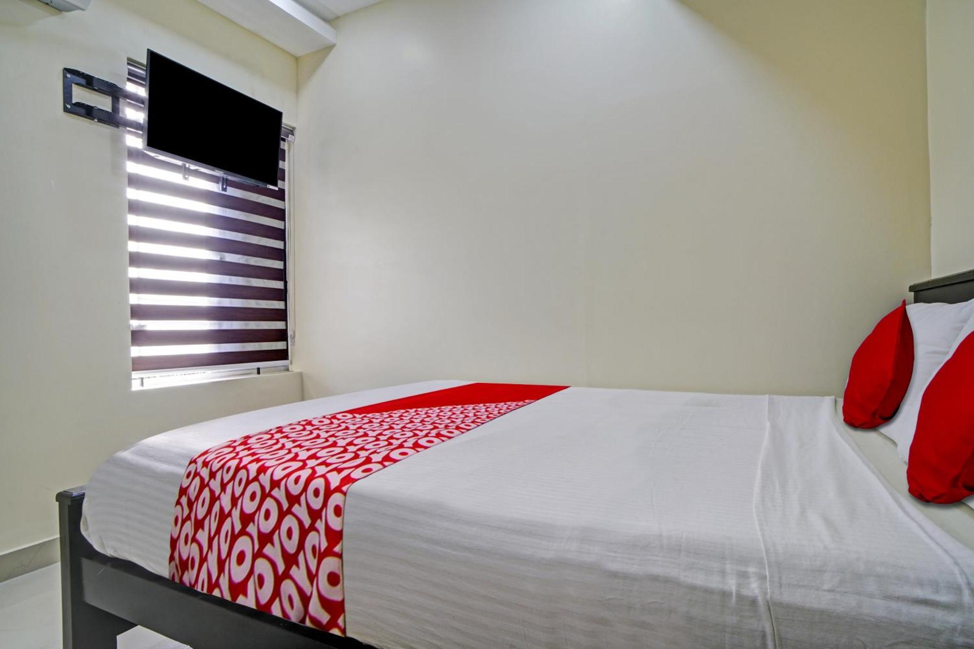 Hotel O Crystal Executive Suites Kochi 외부 사진