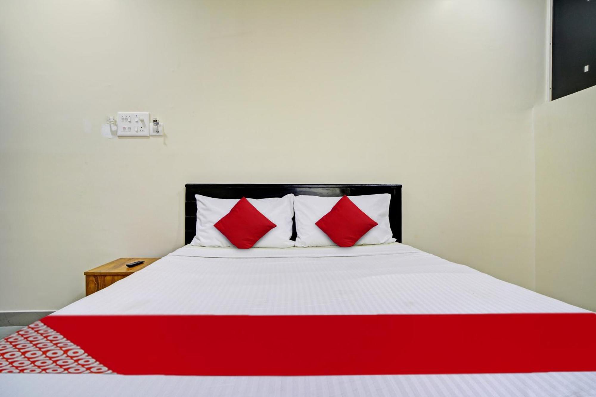 Hotel O Crystal Executive Suites Kochi 외부 사진