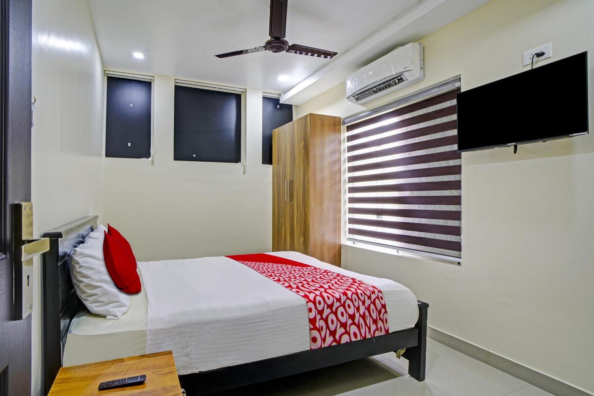 Hotel O Crystal Executive Suites Kochi 외부 사진