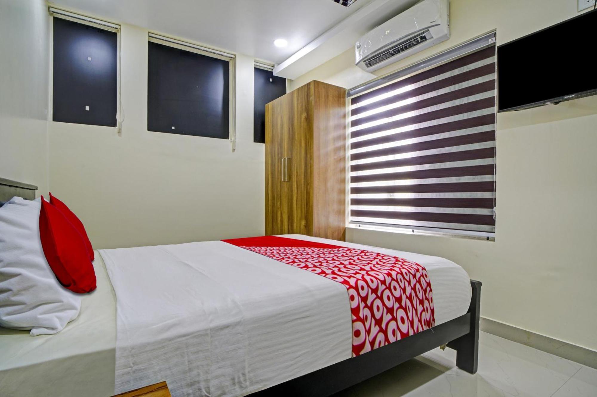 Hotel O Crystal Executive Suites Kochi 외부 사진