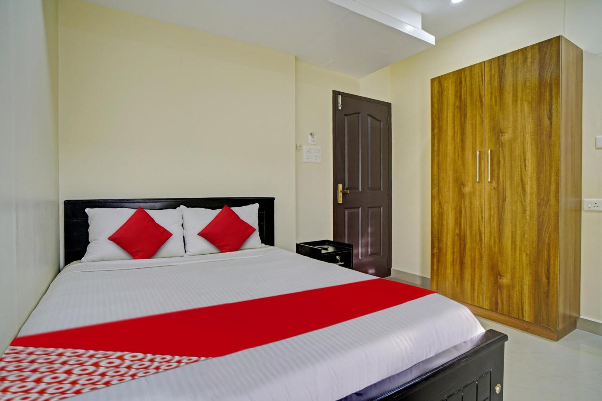 Hotel O Crystal Executive Suites Kochi 외부 사진
